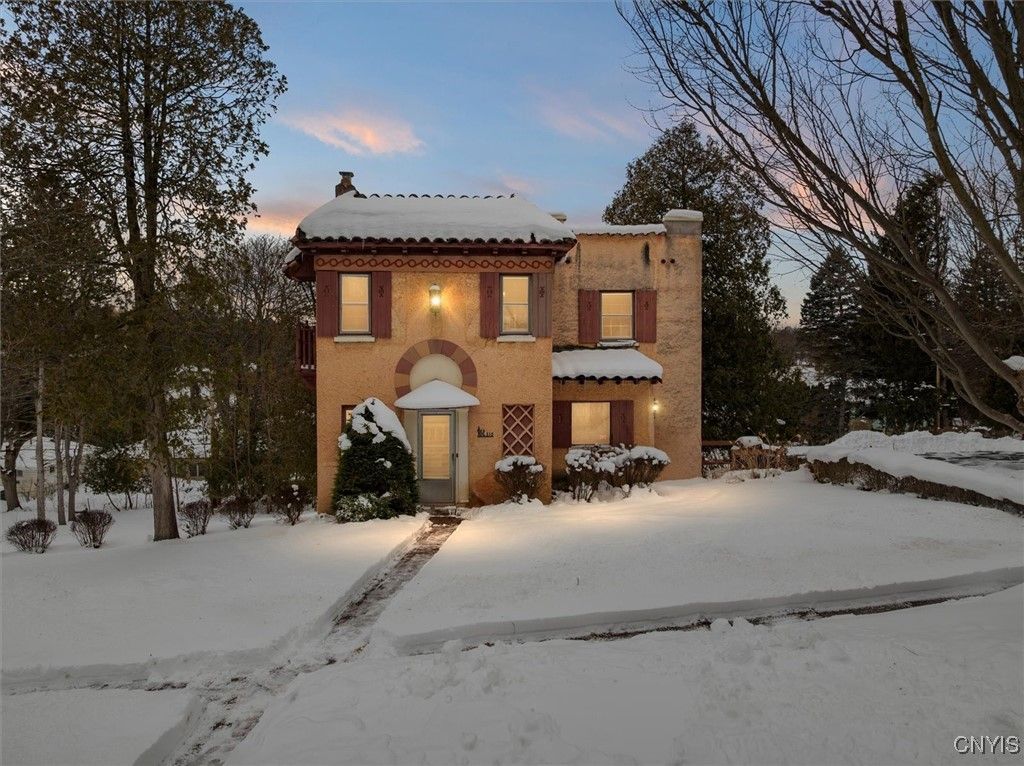 310 Barrington Road, Syracuse, NY 13214