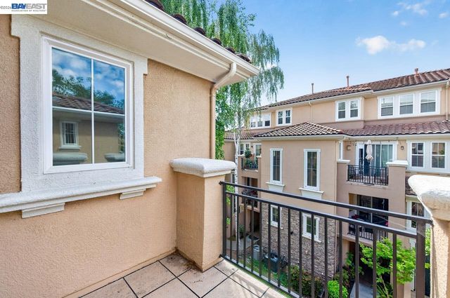 3391 Monaghan St, Dublin, CA 94568