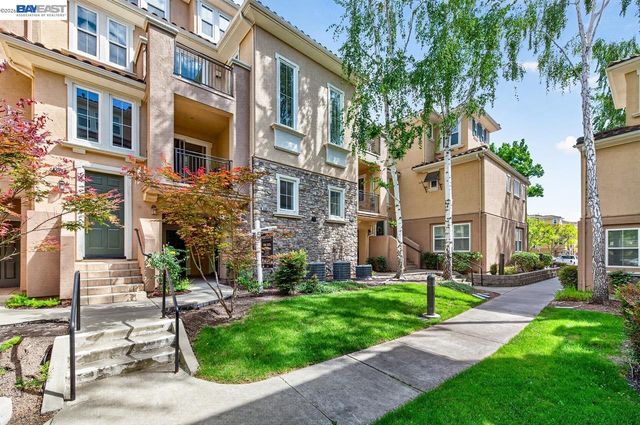 3391 Monaghan St, Dublin, CA 94568