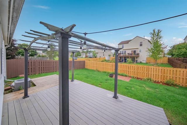 6261 Maplehurst Drive, Ypsilanti, MI 48197