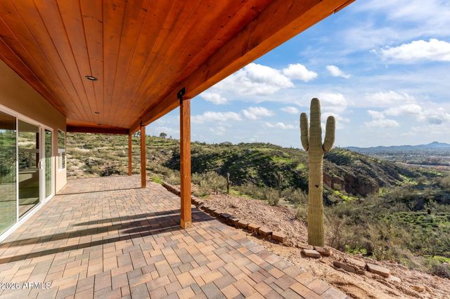 55 E Mosey Way, Wickenburg, AZ 85390