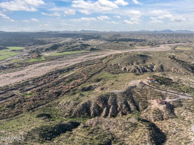 55 E Mosey Way, Wickenburg, AZ 85390