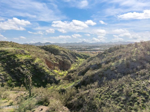 55 E Mosey Way, Wickenburg, AZ 85390