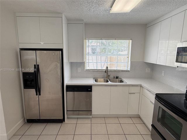 13495 SW 62nd St, Miami, FL 33183