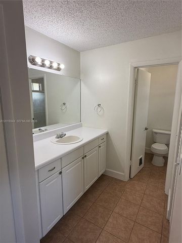 13495 SW 62nd St, Miami, FL 33183