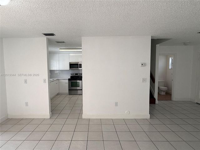 13495 SW 62nd St, Miami, FL 33183