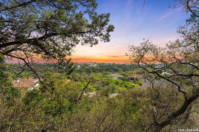 8718 Terra Dl, San Antonio, TX 78255