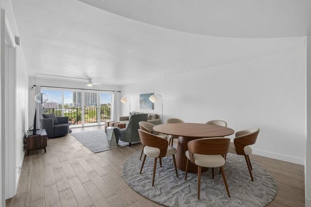 801 Lake Shore Drive 716, Lake Park, FL 33403