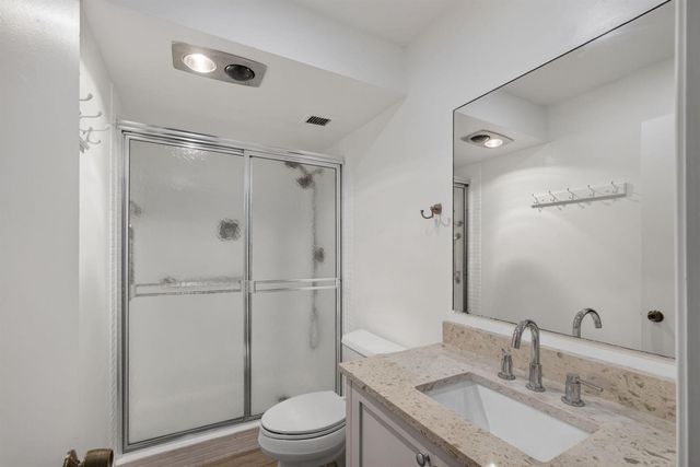 801 Lake Shore Drive 716, Lake Park, FL 33403