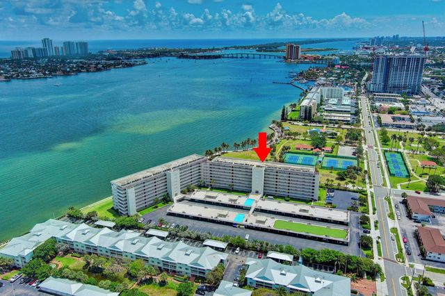 801 Lake Shore Drive 716, Lake Park, FL 33403