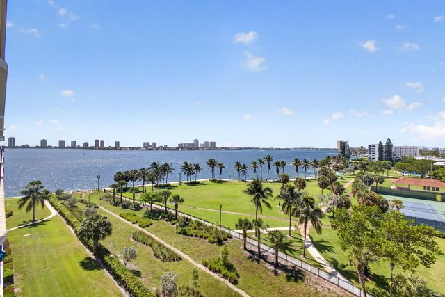 801 Lake Shore Drive 716, Lake Park, FL 33403