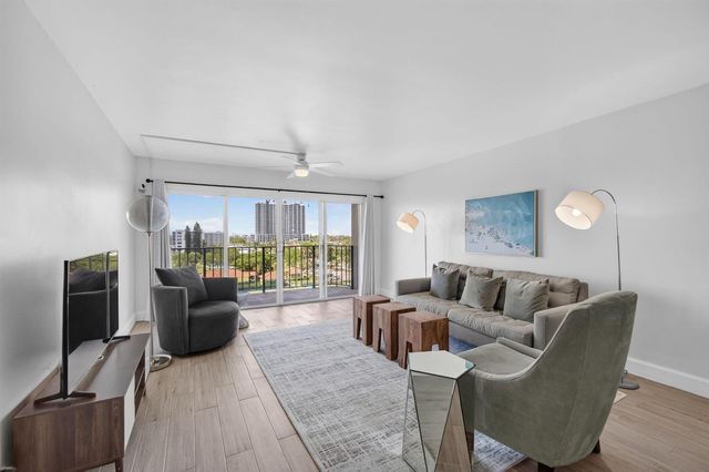 801 Lake Shore Drive 716, Lake Park, FL 33403