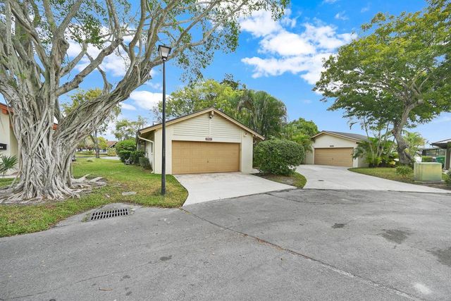 3465 Spring Bluff Place 18, Lauderhill, FL 33319