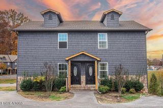 1709 Willow Trace Court, Sevierville, TN 37862