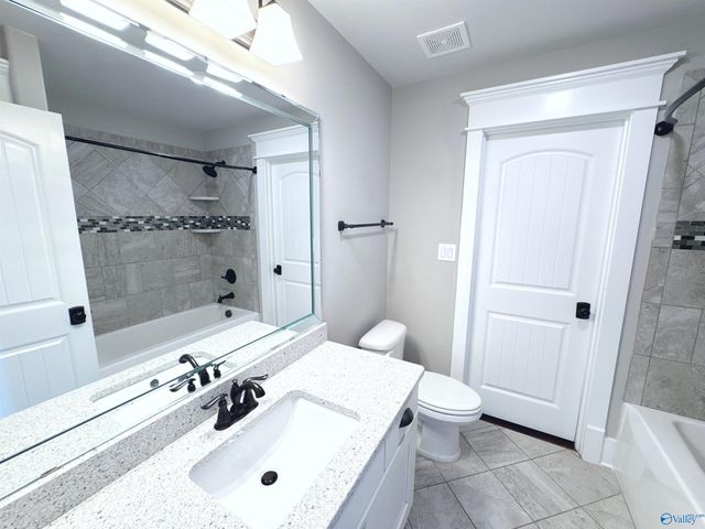 1 Sylvias Way SE, Huntsville, AL 35803