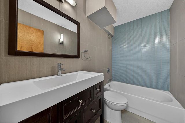 1100 SE 5th Court 53, Pompano Beach, FL 33060