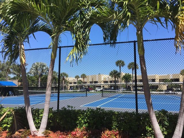 1100 SE 5th Court 53, Pompano Beach, FL 33060