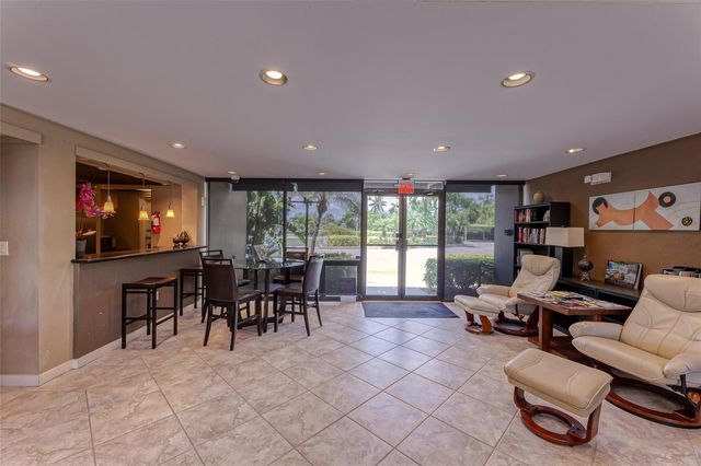 1100 SE 5th Court 53, Pompano Beach, FL 33060