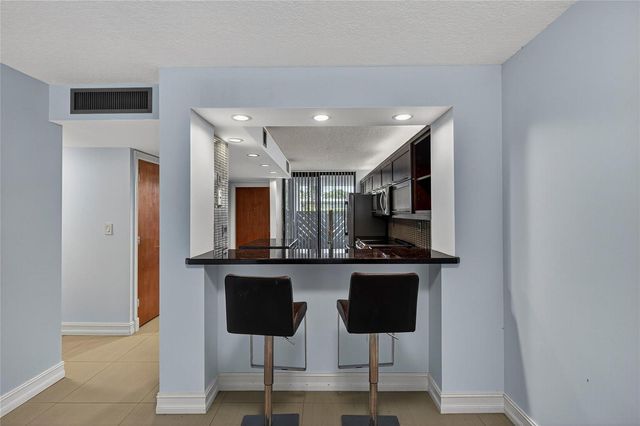1100 SE 5th Court 53, Pompano Beach, FL 33060