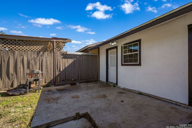 5943 FAIRBROOK, San Antonio, TX 78242