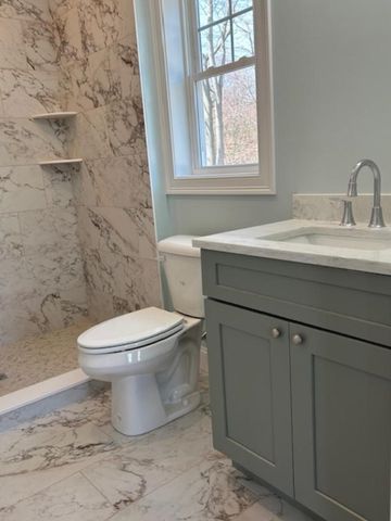 20 Doreen Court, Cranston, RI 02921