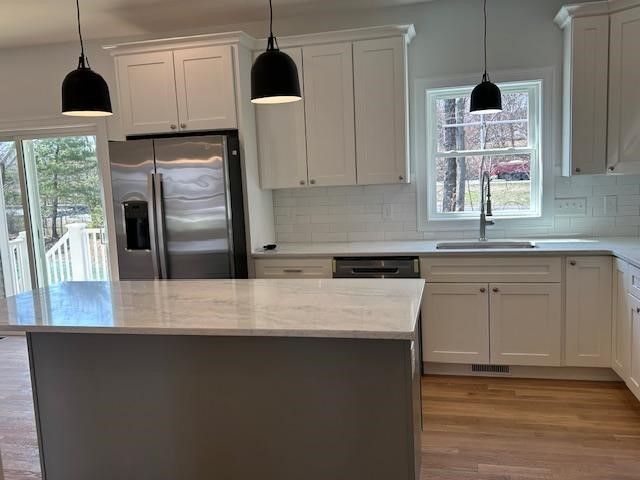 20 Doreen Court, Cranston, RI 02921