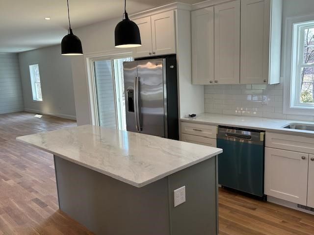 20 Doreen Court, Cranston, RI 02921