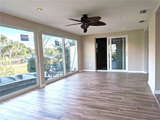 11576 W Kingfisher Court, Crystal River, FL 34429