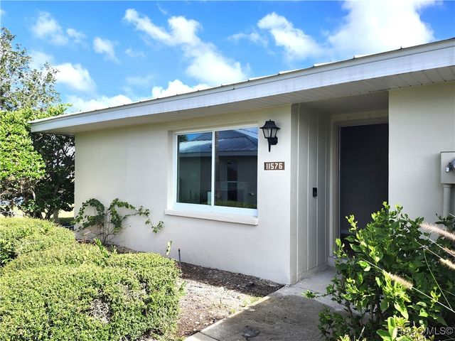 11576 W Kingfisher Court, Crystal River, FL 34429