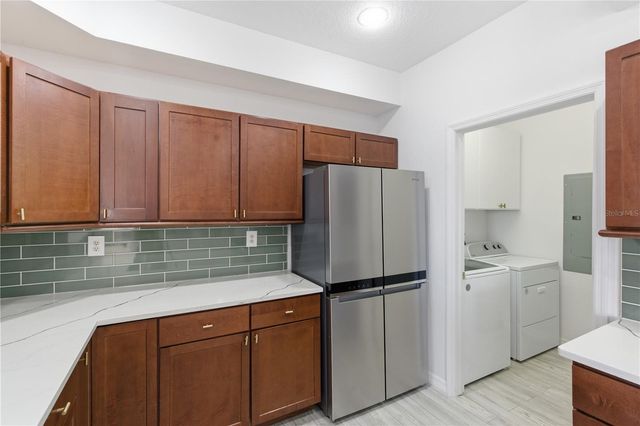 642 WELLS COURT 402, Clearwater, FL 33756