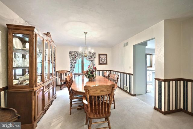 7714 PARADISE HTS, Abbottstown, PA 17301