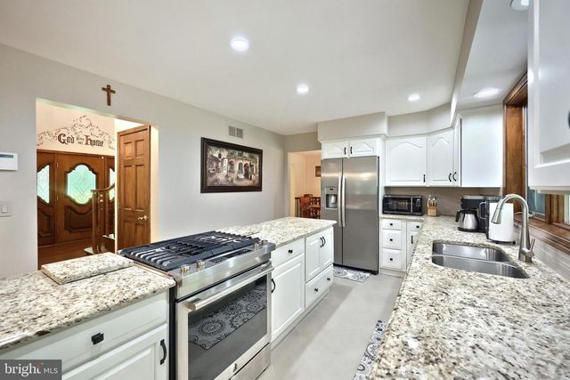 7714 PARADISE HTS, Abbottstown, PA 17301