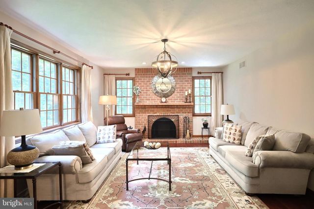 7714 PARADISE HTS, Abbottstown, PA 17301