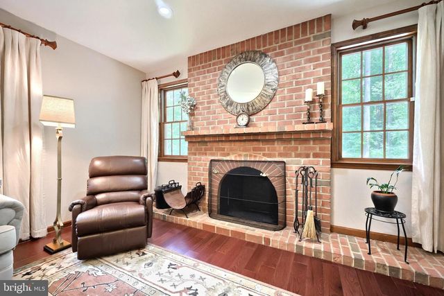 7714 PARADISE HTS, Abbottstown, PA 17301