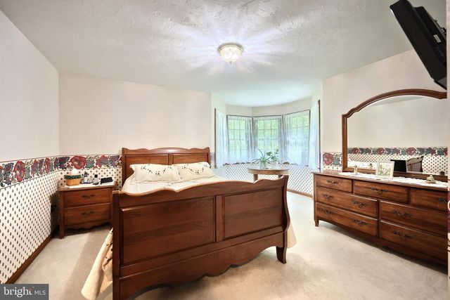 7714 PARADISE HTS, Abbottstown, PA 17301