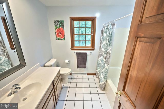 7714 PARADISE HTS, Abbottstown, PA 17301