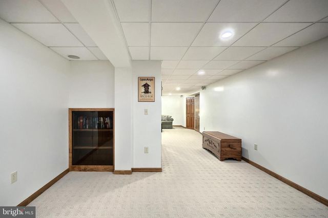 7714 PARADISE HTS, Abbottstown, PA 17301