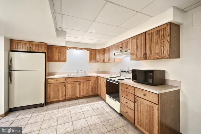 7714 PARADISE HTS, Abbottstown, PA 17301