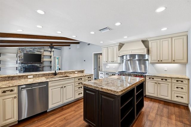3695 COUNTRY PLACE BOULEVARD, Sarasota, FL 34233