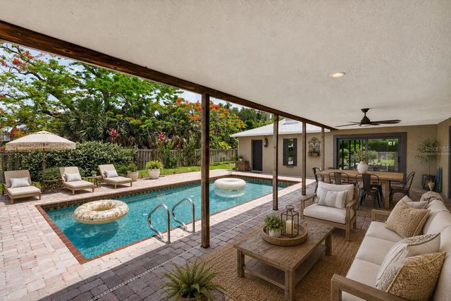 3695 COUNTRY PLACE BOULEVARD, Sarasota, FL 34233