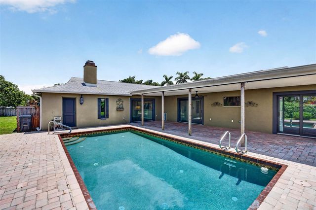 3695 COUNTRY PLACE BOULEVARD, Sarasota, FL 34233