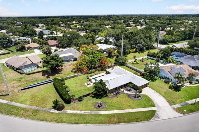 3695 COUNTRY PLACE BOULEVARD, Sarasota, FL 34233