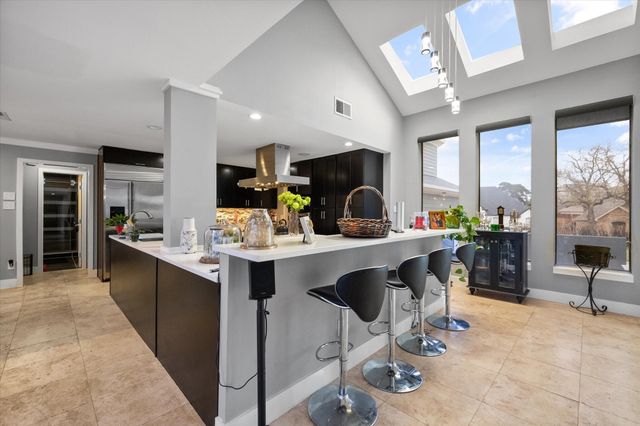 811 Turnberry Drive, Mansfield, TX 76063