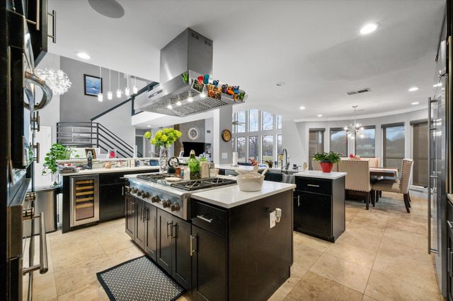 811 Turnberry Drive, Mansfield, TX 76063