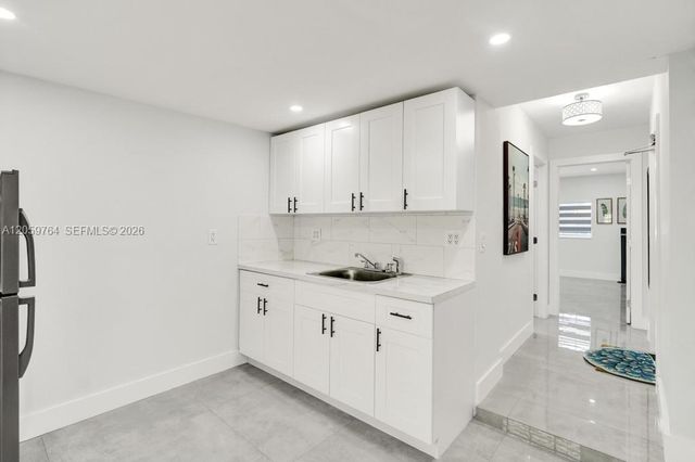2711 SW 117th Ct, Miami, FL 33175