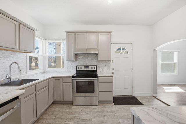 4148 Bryant Avenue N, Minneapolis, MN 55412