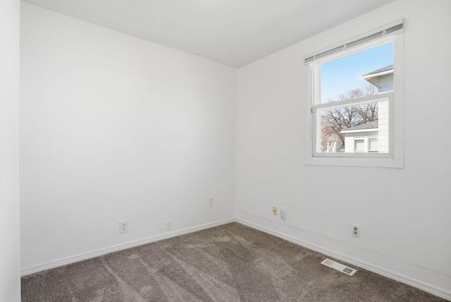 4148 Bryant Avenue N, Minneapolis, MN 55412