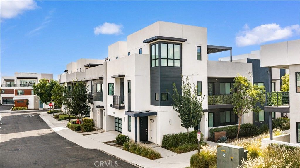 65 ballast point, Tustin, CA 92782 — exterior