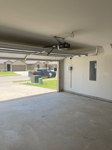 2423 Montgomery Street, Sherman, TX 75090