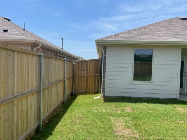 2423 Montgomery Street, Sherman, TX 75090